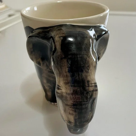 Elephant Head Unique Trunk Handle Ceramic Mug, Made in Thailand, Beige & White. - Picture 7 of 9